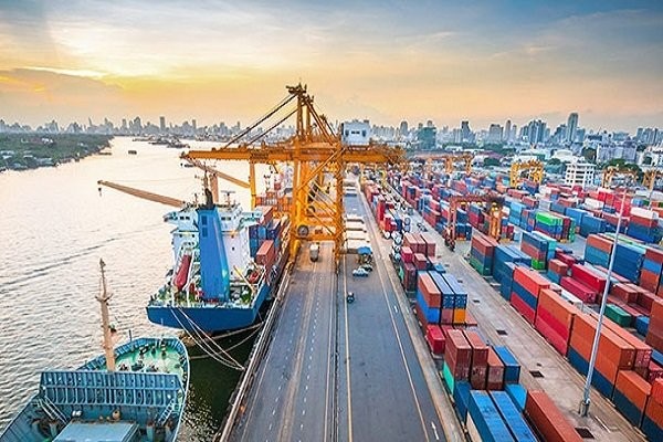 دستور مخبر برای اعزام نمایندگان دستگاه‌های مختلف به هرمزگان
